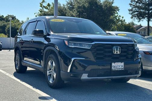 Crystal Black Pearl 2025 Honda Pilot EX-L