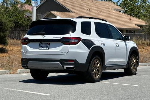 2024 Honda Pilot Elite