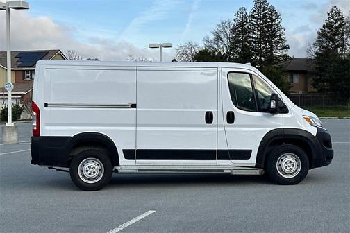2023 RAM ProMaster 2500 Base