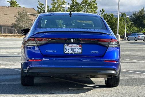 Still Night Pearl 2024 Honda Accord Hybrid Sport
