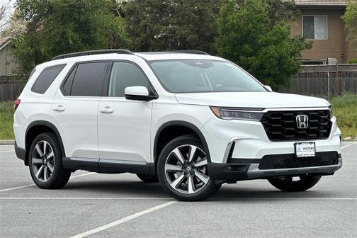 2025 Honda Pilot Touring
