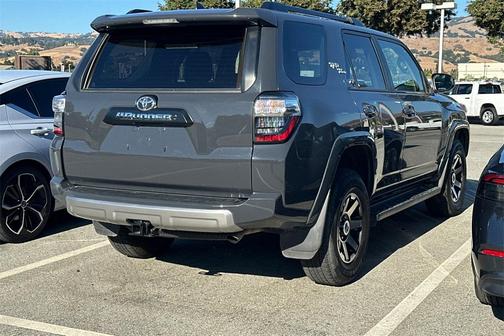 2024 Toyota 4Runner TRD Off Road