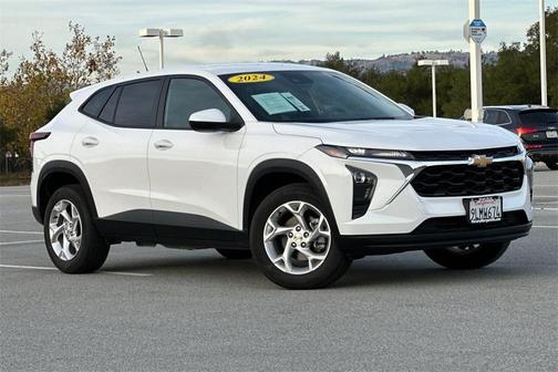 2024 Chevrolet Trax LS