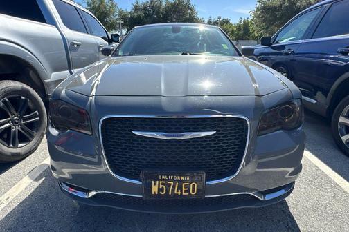 Ceramic Gray Clearcoat 2019 Chrysler 300 Touring
