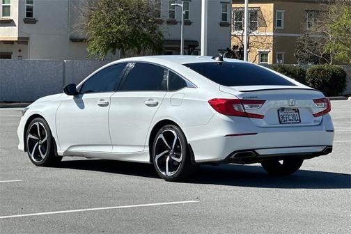 2022 Honda Accord Sport SE