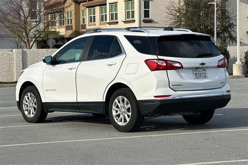 2021 Chevrolet Equinox 2LT