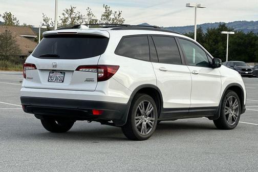 White 2022 Honda Pilot Sport