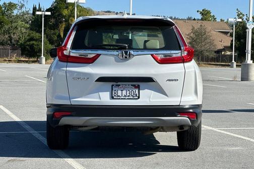 Platinum White Pearl 2019 Honda CR-V LX