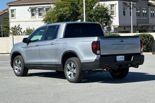 Solar Silver Metallic 2026 Honda Ridgeline RTL