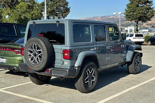 2024 Jeep Wrangler Sahara