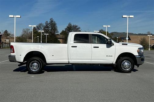2023 RAM 3500 Big Horn