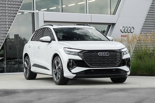 2024 Audi Q4 e-tron Premium Plus 55 quattro
