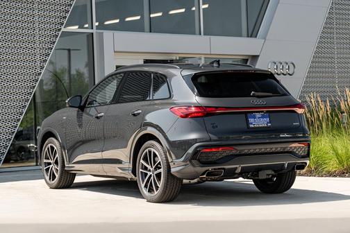 Tambora 2026 Audi Q5 Prestige TFSI quattro S tronic