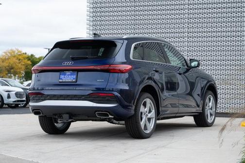 2025 Audi Q5 Premium Plus TFSI quattro S tronic