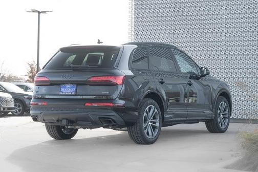 2026 Audi Q7 55 Premium