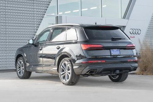 2026 Audi Q7 55 Premium