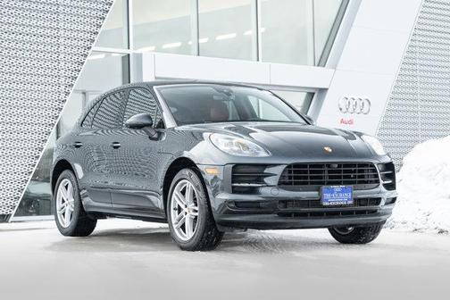 2021 Porsche Macan Base