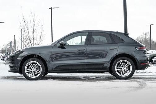 2021 Porsche Macan Base