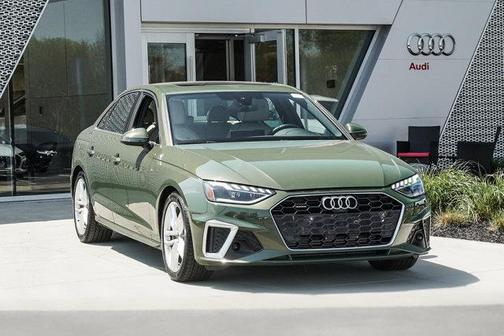 2023 Audi A4 45 S line Premium Plus