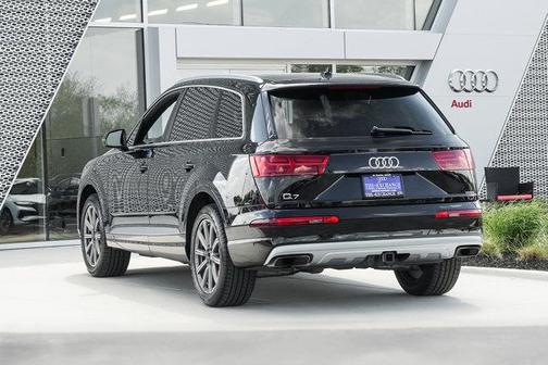 2019 Audi Q7 55 Premium Plus