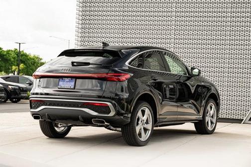 Mythos 2026 Audi Q5 Sportback Premium Plus TFSI quattro S tronic