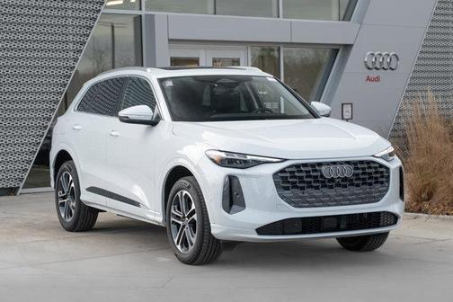 2025 Audi Q5 Premium Plus TFSI quattro S tronic