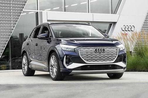 2025 Audi Q4 e-tron Premium Plus 55 quattro