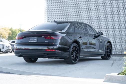 2022 Audi A8 L 55 TFSI quattro Tiptronic