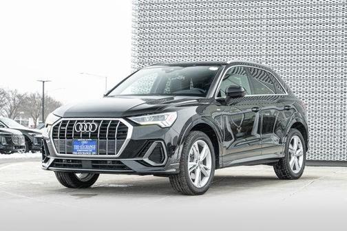 2020 Audi Q3 45 S line Prestige