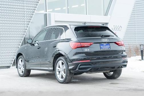 2020 Audi Q3 45 S line Prestige