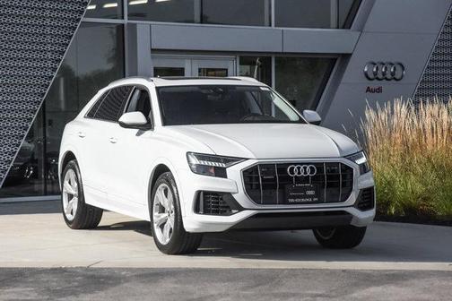 2023 Audi Q8 55 Premium Plus