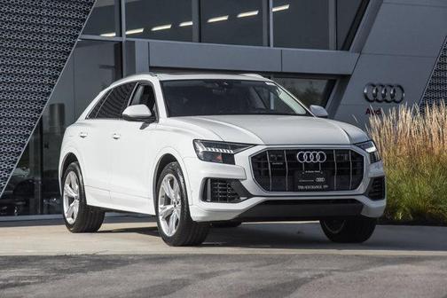 2023 Audi Q8 55 Premium Plus