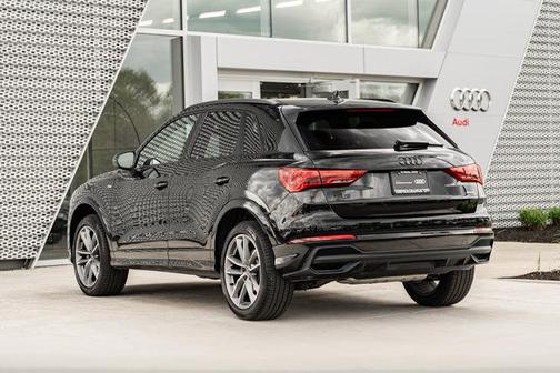 Black Metallic 2025 Audi Q3 Premium 45 TFSI S line quattro Tiptronic