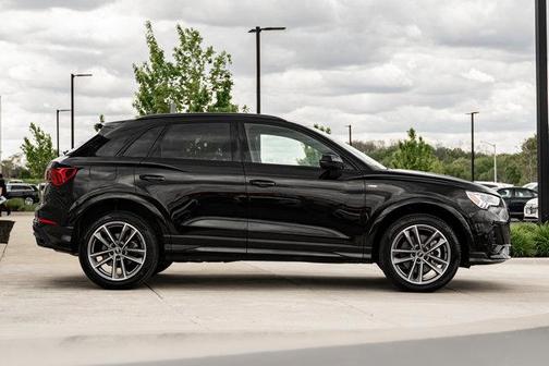 Black Metallic 2025 Audi Q3 Premium 45 TFSI S line quattro Tiptronic