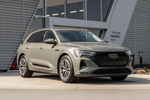 Chronos Gray Metallic 2024 Audi Q8 e-tron Premium Plus