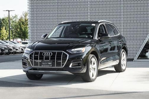 2023 Audi Q5 40 Premium Plus