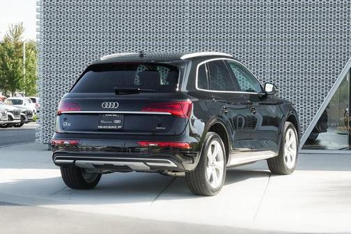 2023 Audi Q5 40 Premium Plus
