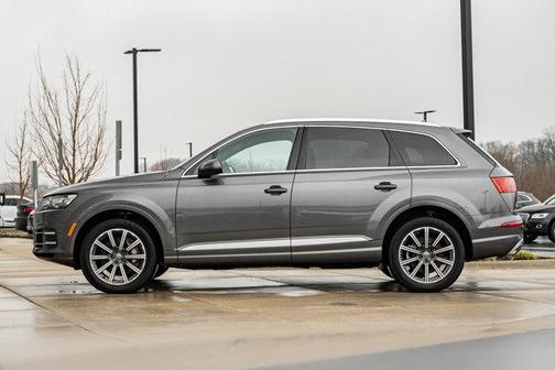 Samurai Gray Metallic 2019 Audi Q7 55 Premium Plus