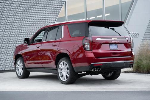 2024 Chevrolet Tahoe 4WD High Country