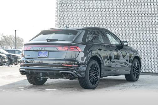 2026 Audi SQ8 4.0T Prestige