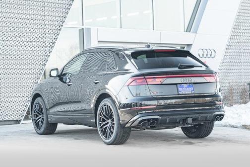 2026 Audi SQ8 4.0T Prestige