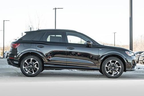 2025 Audi Q3 45 S line Premium Plus