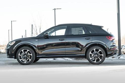 2025 Audi Q3 45 S line Premium Plus