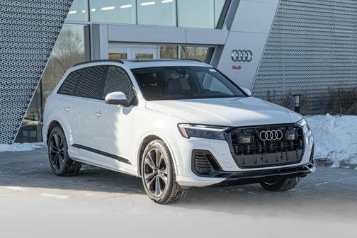 2026 Audi Q7 55 Premium Plus