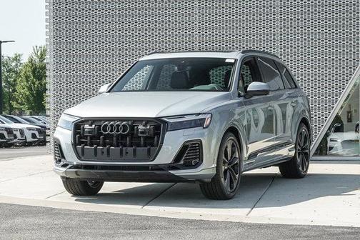 2025 Audi Q7 55 Premium Plus