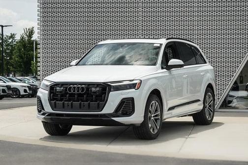 2025 Audi Q7 45 Premium Plus