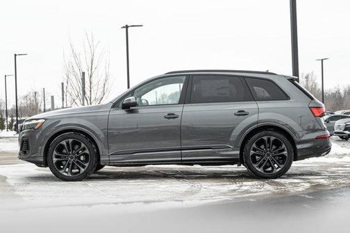 2026 Audi Q7 55 Premium Plus