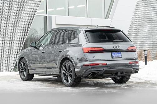 2026 Audi Q7 55 Premium Plus