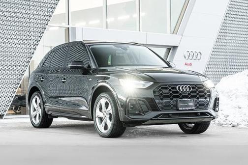 2022 Audi Q5 45 S line Premium Plus