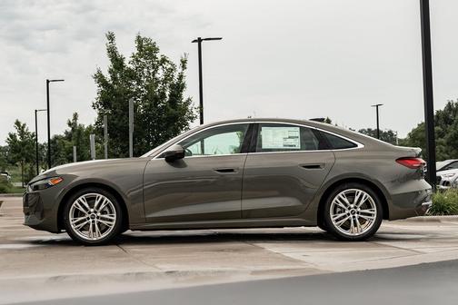 Chronos 2026 Audi A5 Premium Plus TFSI quattro S tronic